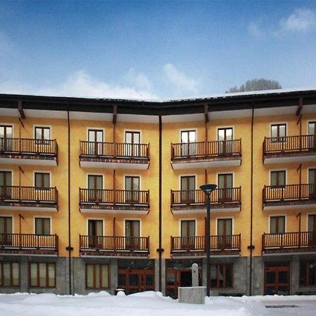 Hotel Casalpina Don Barra Pragelato Exterior foto